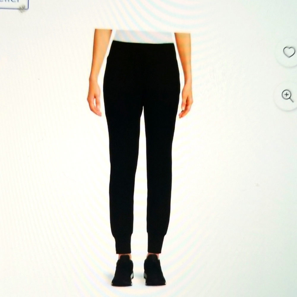 Lot of 2 Women's super soft lightweight joggers with pockets